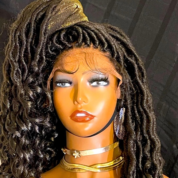 ⭐️⭐️BEAUTIFUL AND SOFT DREADLOCK WIG⭐️⭐️ - Picture 3 of 11